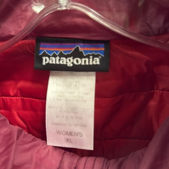 Patagonia Women's  Burgundy Maroon Parka Jacket Coat size XL - Picture 2 of 11